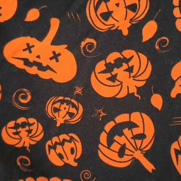 NWT Spooky Pumpkin Halloween Leggings - Picture 1 of 7